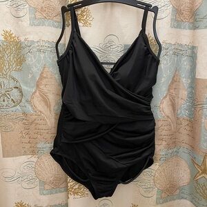 Embrace Your Curves Miracle Brands Solid Black One Piece Ruffle Swim Suit 12/14